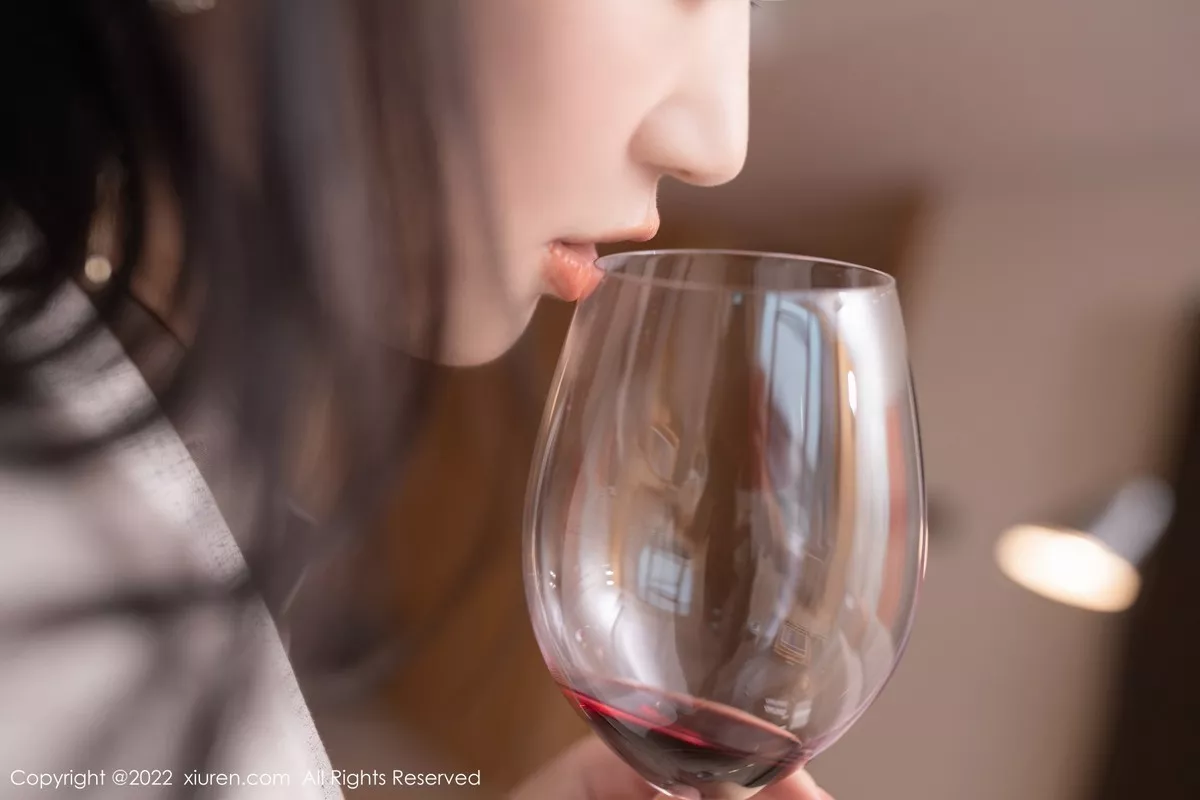 [XiuRen秀人网]第5238期唐安琪写真-秀人资源网